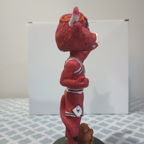 Windy City Willies (Bulls) "Alternate Identity Night" Bobblehead SGA 1/20/2024 - Picture 4 of 8